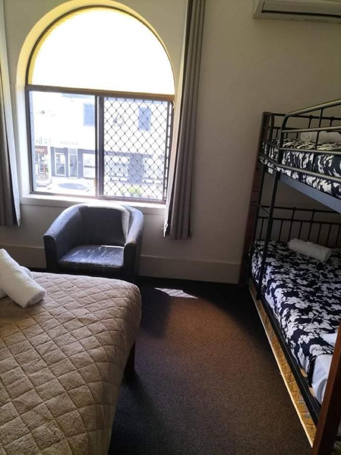 Australian Hotel バリナ エクステリア 写真