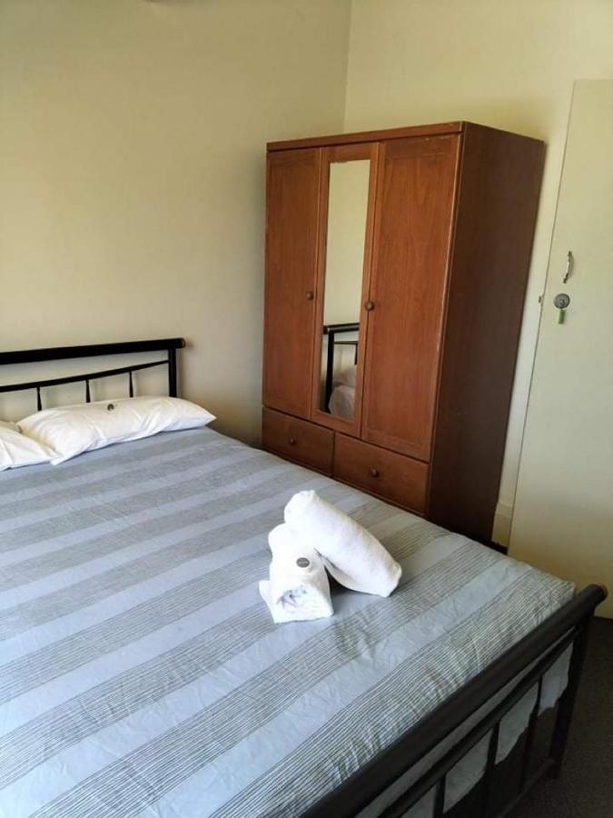 Australian Hotel バリナ エクステリア 写真