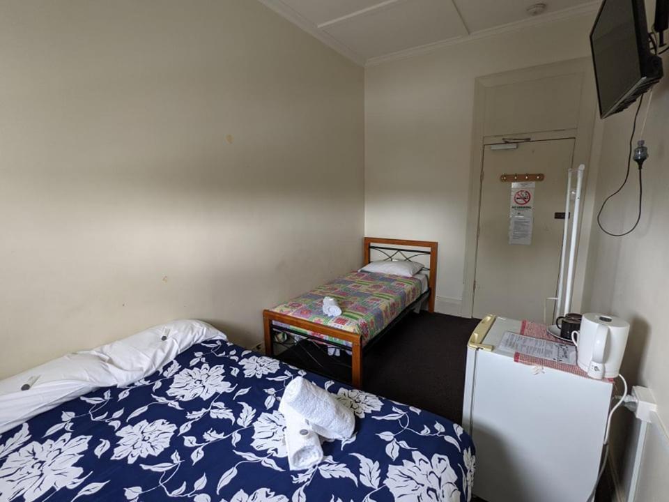 Australian Hotel バリナ エクステリア 写真